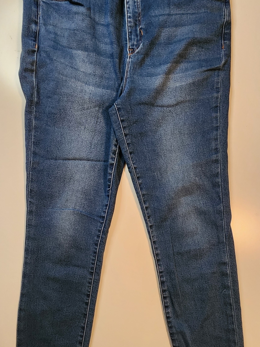 Nicole Miller NY SOHO Women's Skinny Jeans in Medium Blue Wash